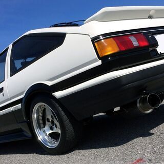 後期 62年3月登録 AE86 カローラレビン あんまりがちゃがちゃにいじっていない個体です。ロールバー取り外しあともありません。の画像