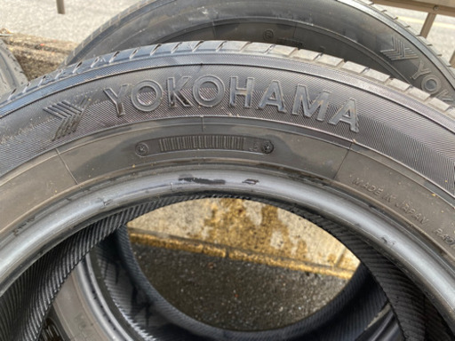 YOKOHAMA 中古タイヤ4本！現行ノア純正！