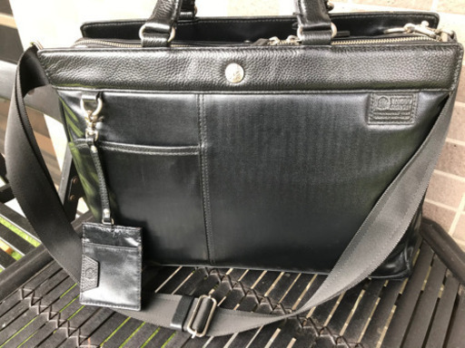 価格相談可能★ TAKEO KIKUCHI　Ａ４サイズ　ビジネスバッグ ブリーフケース三方開き