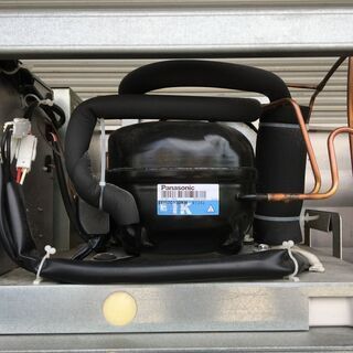 ⭕⭕⭕2015年製　ホシザキ　業務用冷蔵庫　HR-120ZT　中古　縦型4ドア　100V　動作確認済み　冷蔵庫/厨房機器/業務用　4面⭕⭕⭕の画像