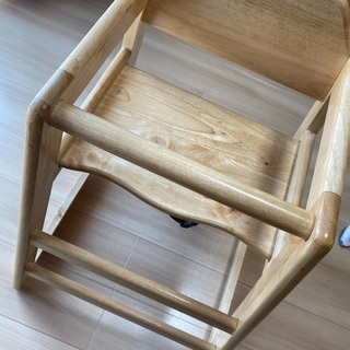 子供用の椅子の画像