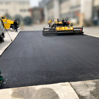 【学歴・経験・性別不問】髪型、メイク、ネイル自由！舗装ボーイ・舗装ガール大募集★賞与年2回、昇給は随時！の画像