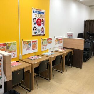 大人気ヘアカラー専門店！スマイルカラースタッフ大募集！ブランクがあっても大丈夫！WワークOK　美容師　アルバイト・パート/仙台セルバ店の画像