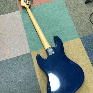 Squier ジャズベース 青の画像
