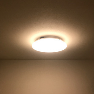 シーリング2点とライト一点の画像