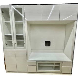 GM604★20％OFFSALE★【中古美品】テレビボード　シギヤマ家具　リビングボード　幅180　奥46　高174　テレビ台　リビングボード　リビングボード リビング収納 収納家具 飾り棚 ガラス扉 食器棚 ベージュ ホワイト 白 シンプル オシャレ　リサイクルショップ　ケイラック朝霞田島店　ケイラック　埼玉県　朝霞市　田島　和光市　志木市　新座市　富士見市　ふじみ野市　三芳町　戸田市　蕨市　さいたま市(岩槻以外)　川越市　所沢市　上尾市　東京都　板橋区　練馬区　清瀬市