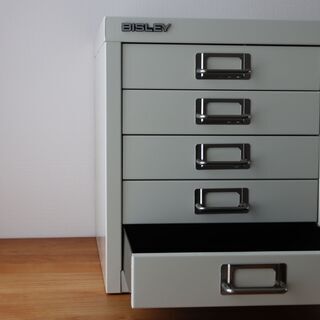BISLEY  A4キャビネット 引き出し5段 白 別売りトレイ付き