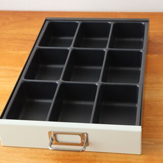 BISLEY  A4キャビネット 引き出し5段 白 別売りトレイ付きの画像