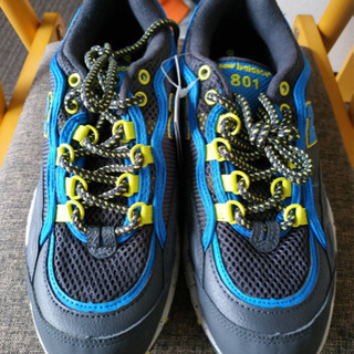 New Balance 801  メンズスニーカー