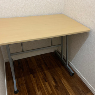 【取引中】PCテーブル パソコンデスク ベージュ