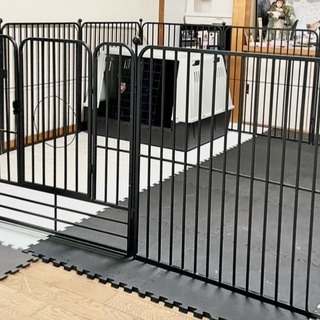 大型犬用サークル(扉付き)の画像