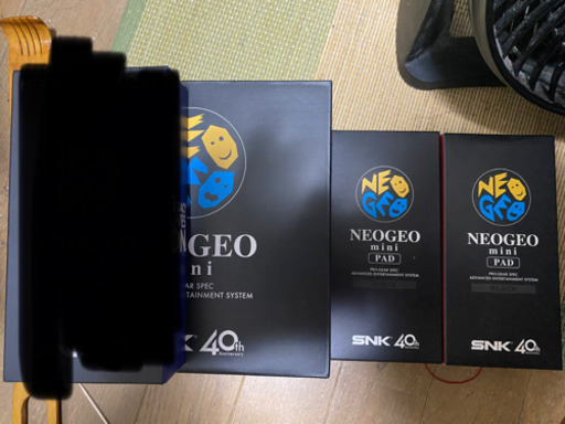 ネオジオミニとコントローラー×2売ります