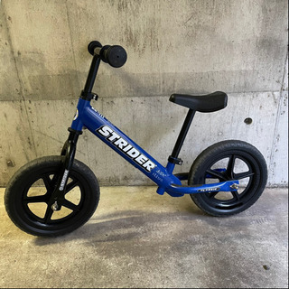 ストライダー　正規品　ブルー