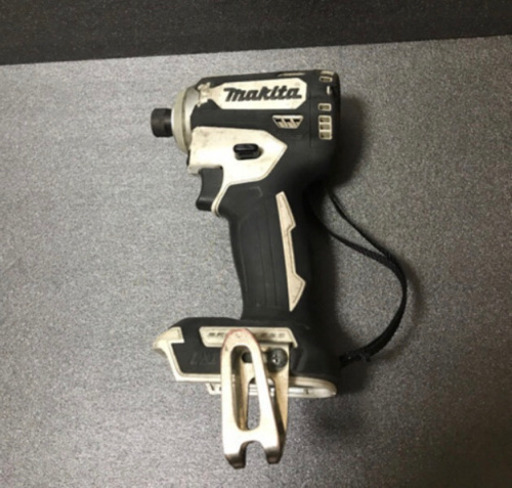 【売れました】マキタ 18v TD171D インパクトドライバー　白