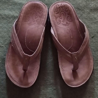 OLUKAI HAWAII オルカイ レザー ブラウン サンダルの画像