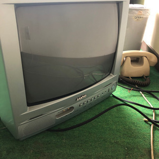 ジャンク品　ブラウン管テレビ