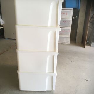 プラスチックケース