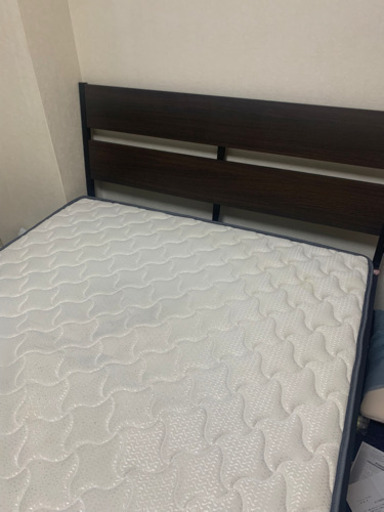 IKEA ダブルベッド　マットレス付き