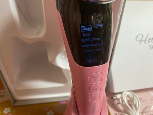 家電 GAGAKING HOT and COOL skin care device