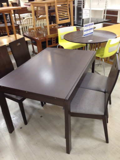 取りに来れる方限定！ダイニング５点セットです！