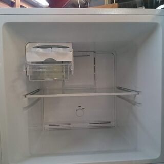 【愛品倶楽部 柏店】ヤマダ電機 225L 2ドア冷蔵庫 2019年製 YRZ-F23G1【問合せ番号:143-013425 002】の画像
