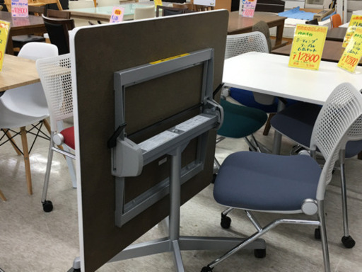 内田洋行　ミーティングテーブル5点セット　美品