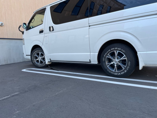 値下げ！トヨタ　ハイエース200系　純正アルミホイール＆TOYO H20 4本セット