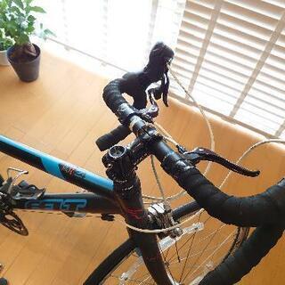 終了】FELT F24 2016モデル（黒） キッズロードバイク