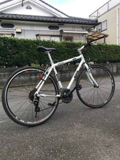 お取引感謝【人気】７００ｃ・ホワイトジオス・クロスバイク・中古