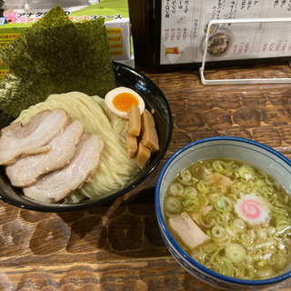 ラーメン屋さんの情報シェアしませんか - 友達