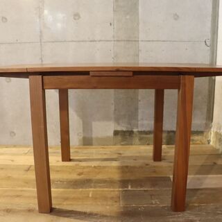 unico(ウニコ)のVIVO エクステンションテーブル！ウォールナット材の