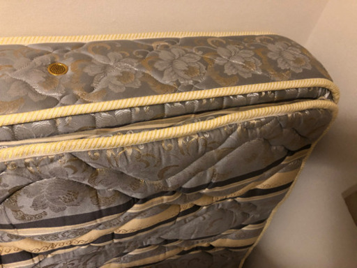 シモンズ　セミダブルマットレス　 simmons beautyrest
