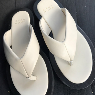 ZARAバズり商品 WEBストアでは完売❣️サンダル