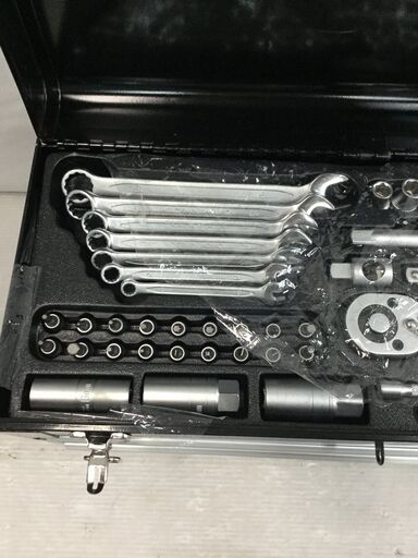 【未使用】工具セット ツールボックス引出タイプ 黒 [ソケットレンチ/スパナ/ドライバー/ペンチ/六角レンチ/かなづち/メジャー]
