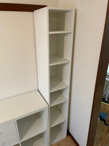 IKEA  本棚　スリムタイプ