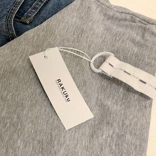 ☆新品☆ マタニティ用　服　テーパードデニム　の画像