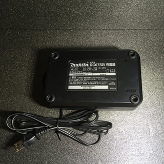 マキタ DC07SB 7.2V 充電器の画像
