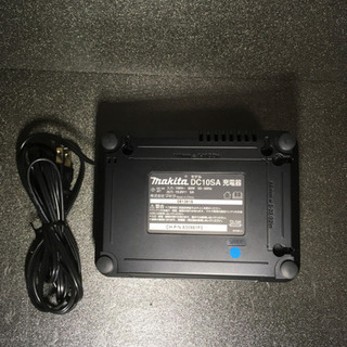 マキタ DC10SA 10.8V 充電器の画像