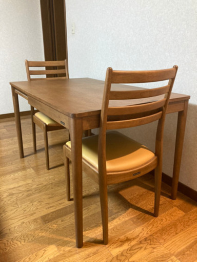 テーブル