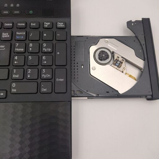 SONY VAIO corei5　メモリ4G 　HDD640G　Webカメラ　CD/DVDブルーレイ読み書き　Wifi対応 　Wind