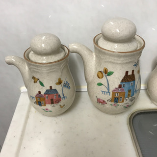 【中古品】美品　調味料いれ　の画像
