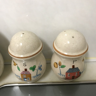 【中古品】美品　調味料いれ　の画像