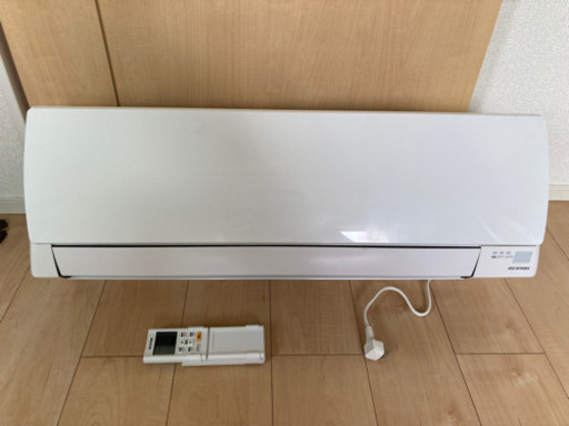 エアコンIRIS IRIS 572294 ルームエアコン 2．5KW IRA-2502A 