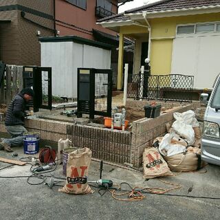 🌱庭の改造:リフォームをDIYで行う方.大変な箇所だけOK🌱石.植木.物置.土.等 移動や撤去/整地/処分。雑草対策に防草シート。 - 助け合い