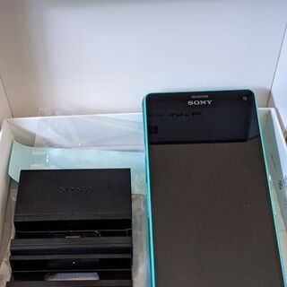美しいXperiaZ3コンパクトグリーンカラーの画像