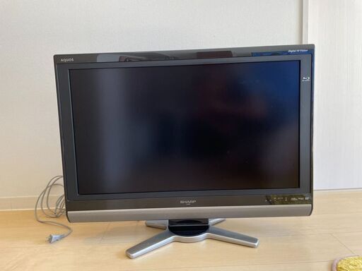 SHARP32型テレビ　※本体に録画再生機能付き♪