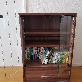 【値引済】キャビネット(引き出し、ガラス扉付き)お譲りします。の画像