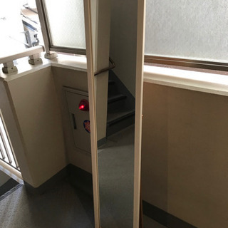 スタンドミラー（ホワイト）　タテ155cm×ヨコ33cm