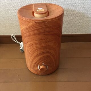 上部給水式超音波 アロマ加湿器 wood　差し上げます【小伝馬町...