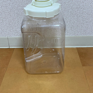 バックスバリューの純水ボトルの画像